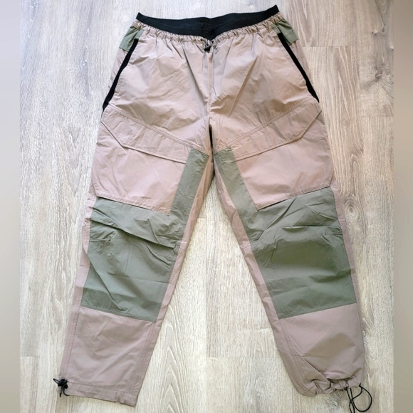 BRAND NEW Nike Tech Pack Wind Pant Olive Grey, Twilight &...